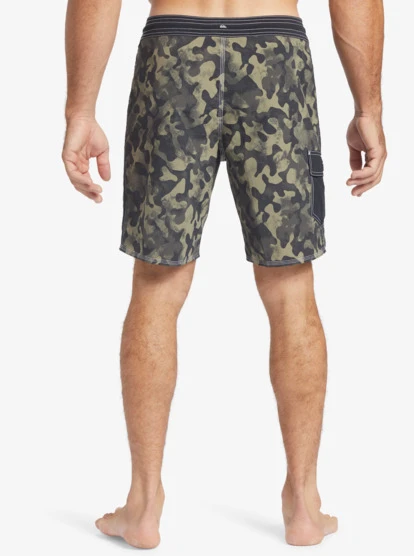 Quiksilver Waterman Throwback Camo 19" Boardshorts - Image 8