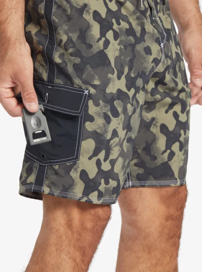Quiksilver Waterman Throwback Camo 19" Boardshorts - Image 6